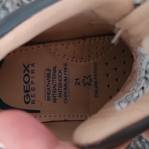 Geox Toddler Girl's High Top Sneakers Size 21 EUR - Picture 8 of 9